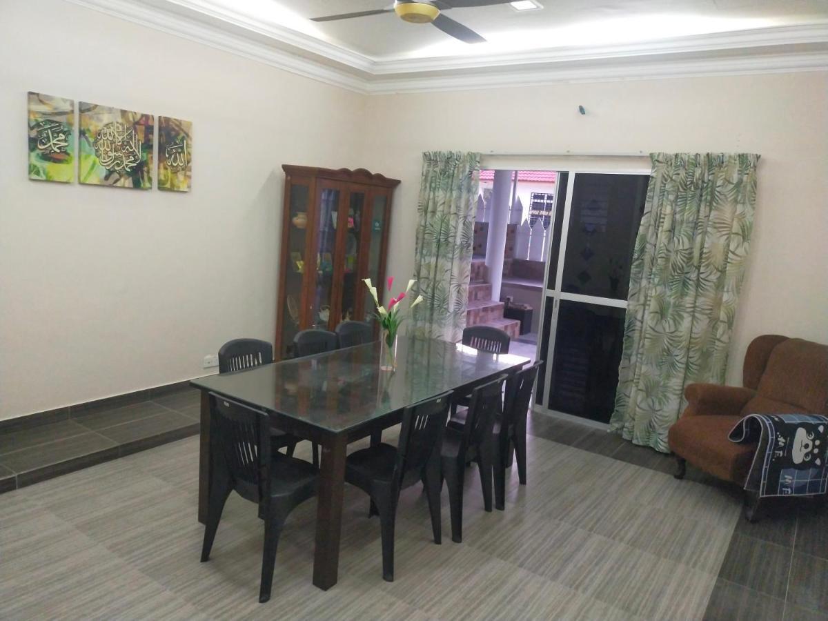 Villa Auliyya - Mslimonly Kampong Sungai Leman Buitenkant foto