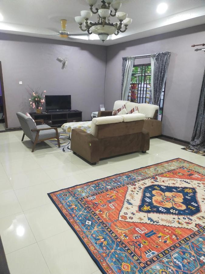 Villa Auliyya - Mslimonly Kampong Sungai Leman Buitenkant foto